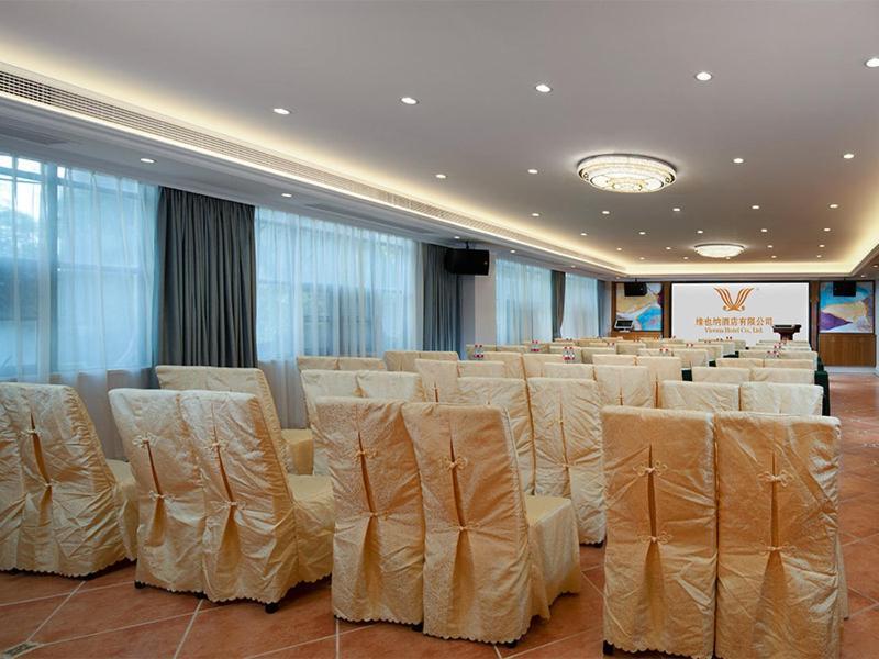 Vienna Hotel Chaozhou Plaza Экстерьер фото